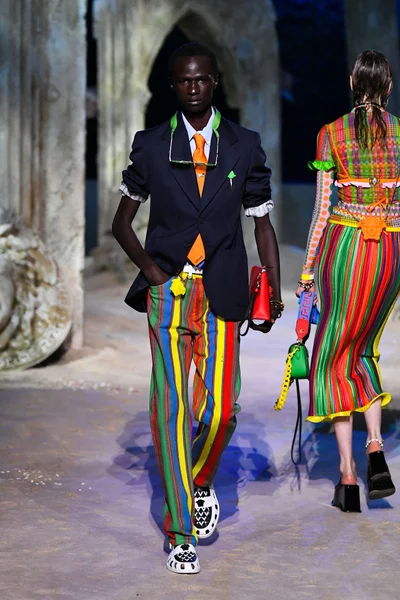 Look 20